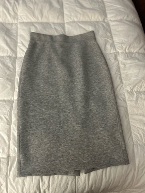Ann Taylor Dresses & Skirts - Ann Taylor Grey Poly-Rayon Stretch Bodycon Skirt